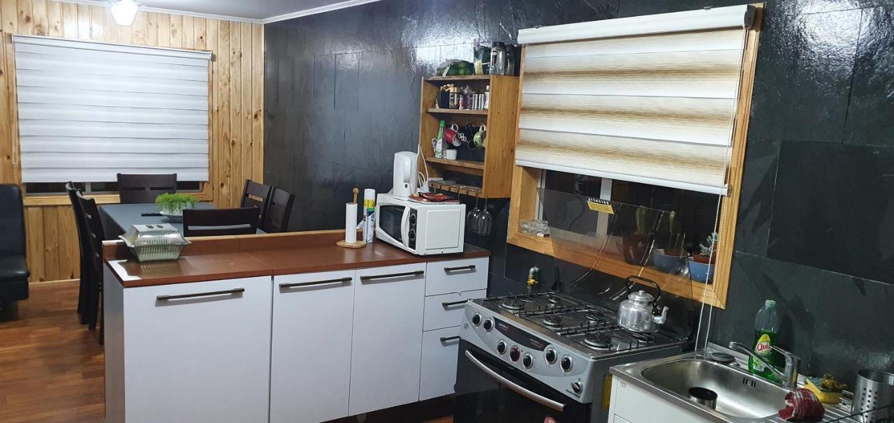 푸에르토나탈레스 Ronnie'S House 빌라 외부 사진